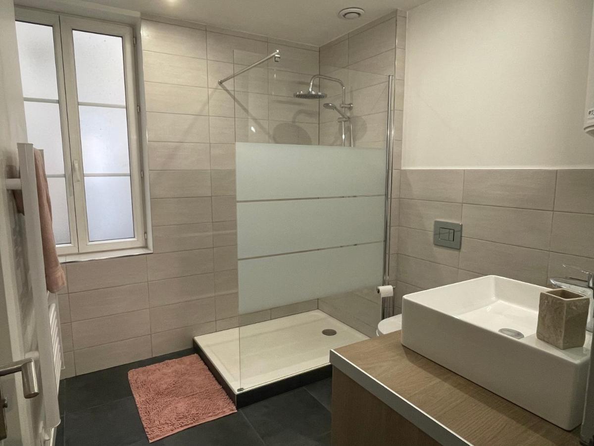 Appartement Au Calme Idealement Place A Macon. المظهر الخارجي الصورة